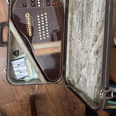 Suzuki OM-27 Omnichord 1981 - Brown image 17