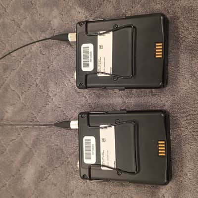 2x Shure AD1-G57 Axient Digital Wireless Bodypack Transmitters with TA4 Connector (G57: 470 to 616 MHz) image 5