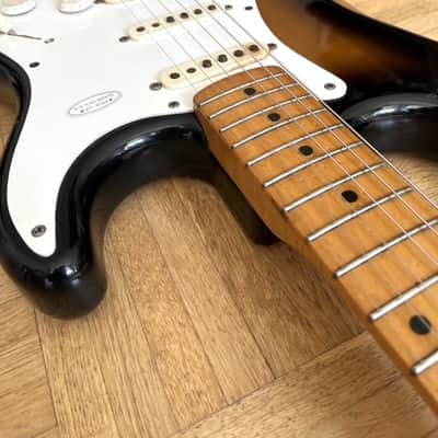 Fender Stratocaster 1983 - 2 Tone Sunburst image 5
