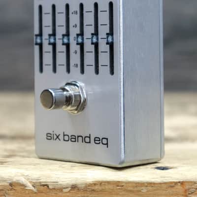MXR M109S Six Band EQ Noise-Reduction Circuitry Six Band Equalizer Effect Pedal image 2
