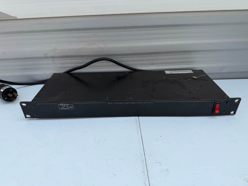 Juice Goose 8.0 Power Distribution Center 120V 15A Rackmount image 1