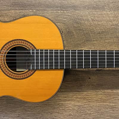 M. Horabe Model 35 Natural Gloss Finish Classical Nylon-String Acoustic Guitar with Case & Cover image 2
