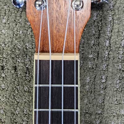 Oscar Schmidt Aloha Tenor Ukulele OU2-A 2020s - Mahogany image 6