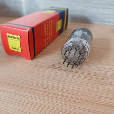 Rare early NOS NIB 1962 PHILIPS Dario Miniwatt 12AX7 ecc83 Holland BIG O getter  super strong best AMPEREX tube perfectly balanced  Orange Hiwatt Marshall, preamp image 11