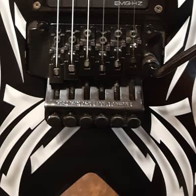 B.C. Rich Kerry King Tribal V Floyd Rose EMGs Made in Korea Electric Guitar w/Hardshell Case! image 13