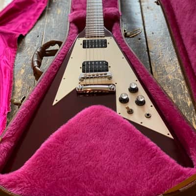 Gibson 1992 Yamano Order Flying V Cherry Fully Original with OHSC and All Docs image 1