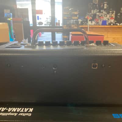 Boss Katana air image 3