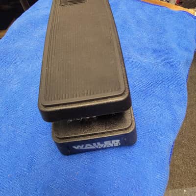 Electro-Harmonix Waiter wah 2023 - Black image 1