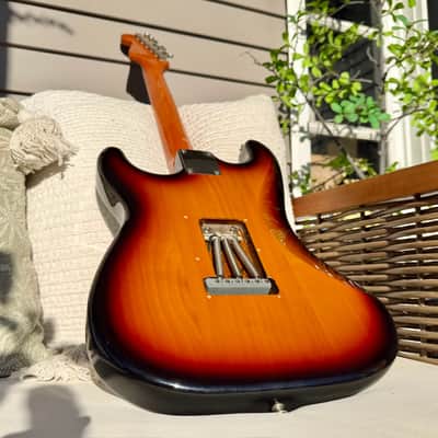 1998 Fender Classic Series '60s Stratocaster Rosewood Fretboard 3TSB, Equipped with Proper Passive image 11