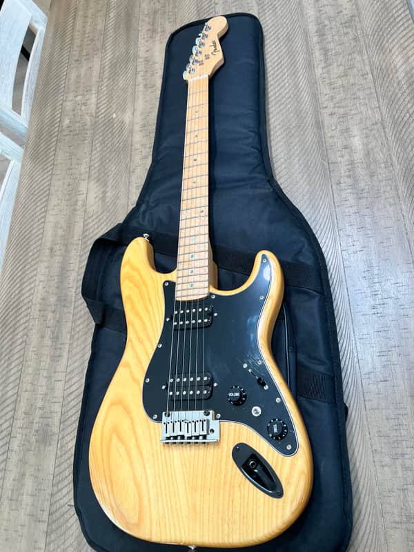 Fender Special Edition Lite Ash Stratocaster 2004 - 2008 | Reverb