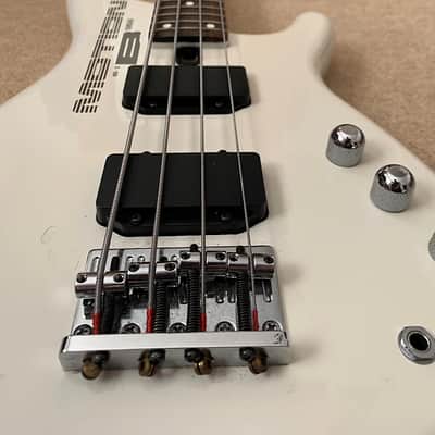 Yamaha Motion B MB III 4 String Electric Bass Guitar Made in Japan 1980's image 13