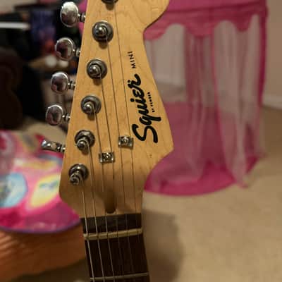Squier Mini Precision Bass 2020 - Present - Dakota Red image 2