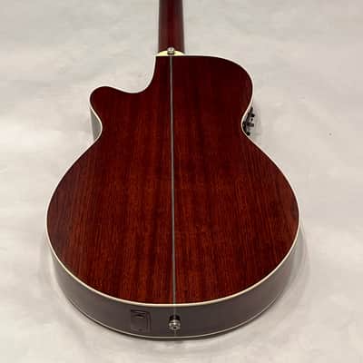 Tanglewood TW45-VS Sundance  Solid Cedar/Mahogany Super Folk Cutaway with Electronics  Vintage Sunburst Gloss made in the UK image 3