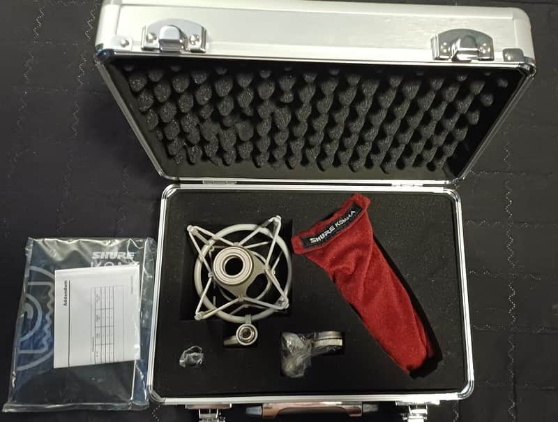 Shure KSM44A Large Diaphragm Multipattern Condenser Microphone