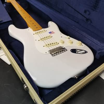 Fender Eric Johnson Stratocaster, Maple Fretboard, White Blonde W/Case image 2