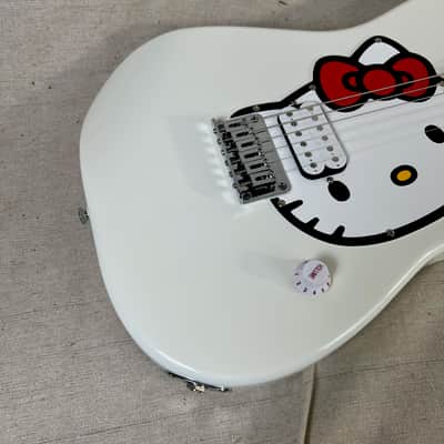 Squier Hello Kitty Stratocaster 2025 White Electric Guitar image 7