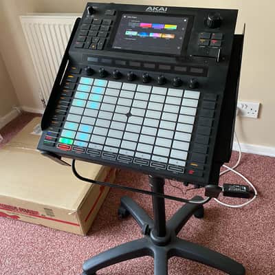 Akai Force Standalone Music Production / DJ Performance System 2019 - Black image 5