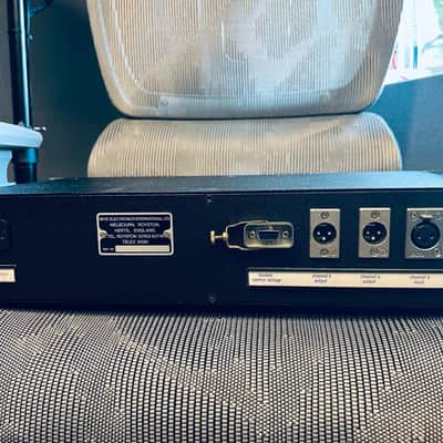 Neve 33609 "Metal Knob" Stereo Compressor/Limiter ISS.12 Vintage 1988 - Blue image 3