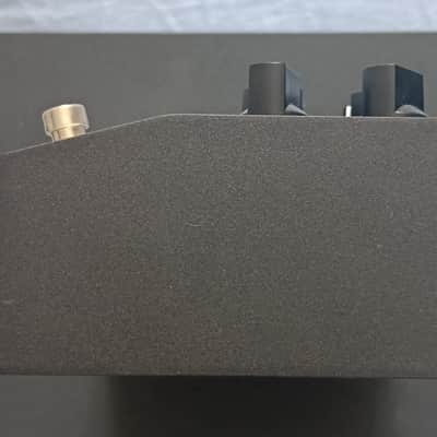 Two Notes ReVolt Guitar 2022 - Present - Silver / Black image 7