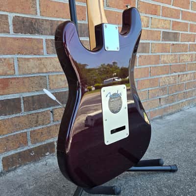 Fender Standard Stratocaster w/ Rosewood Fretboard 2001 - Midnight Wine image 10