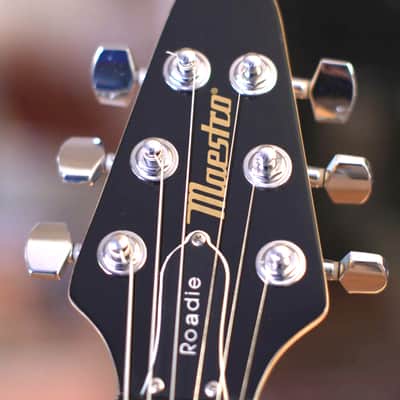 Maestro by Gibson Roadie Mini Flying V, mid 2000s Red image 7