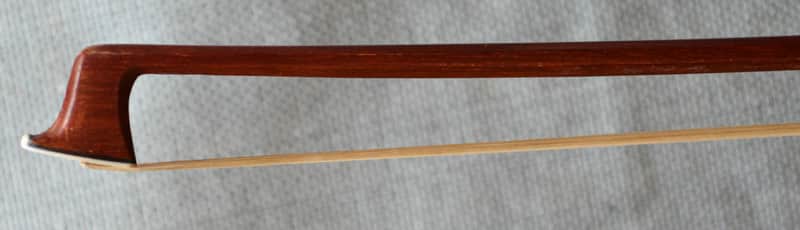 Very nice Unbranded Octagonal 3/4 Violin Bow, 57g image 1