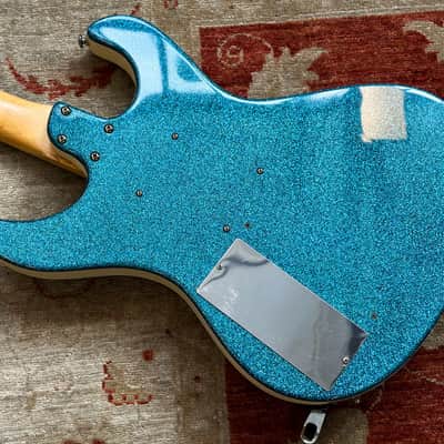 1999 Danelectro Hodad - Blue Sparkle w/Danelectro Vibrato image 3
