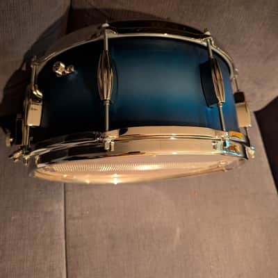 Slingerland Artist series 2025 - Blue and Silver fade image 2