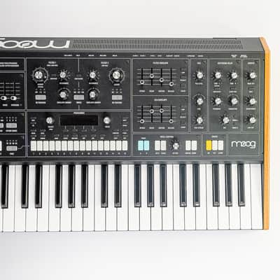 Moog Muse 8-Voice Analog Polyphonic Synthesizer 61-Key Bi-Timbral w/ Aftertouch image 4