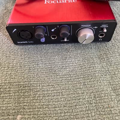 Focusrite Scarlett Solo 2nd Gen USB Audio Interface 2016 - 2018 - Red / Black image 2