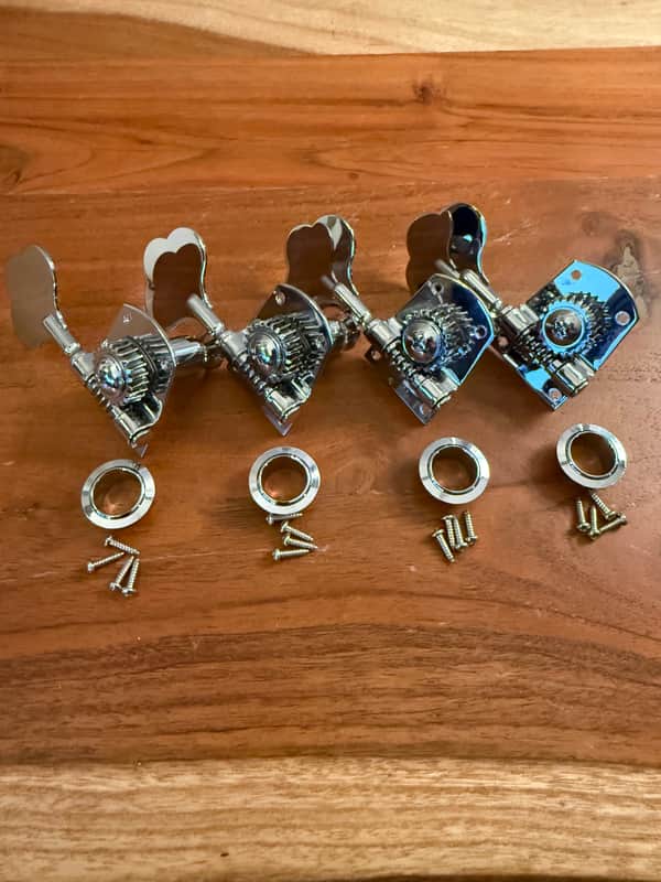 Fender Standard / Highway One Bass Tuning Heads (4) - Chrome image 1