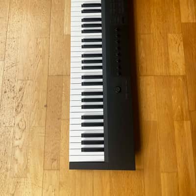 Native Instruments Komplete Kontrol A61 - Black image 2