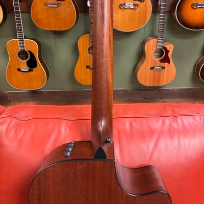2024 Taylor 326ce Baritone-8 Special Edition Shaded Edgeburst Left-Handed image 18