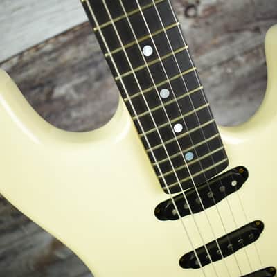 2007 Valley Arts Custom Pro Stratocaster See through blonde image 3