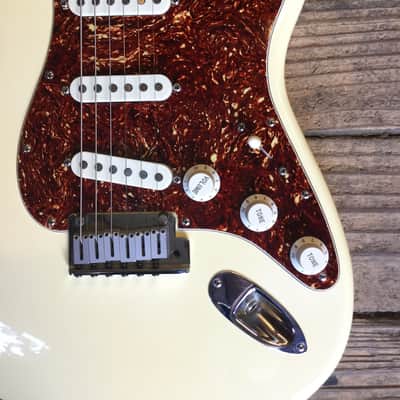 Fender American Standard Stratocaster 1984 Olympic White image 5