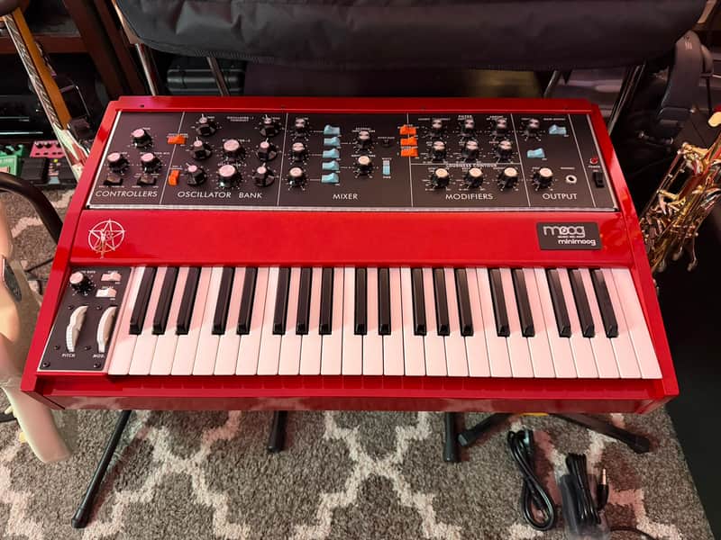 2025 Moog Geddy Lee Minimoog Model D 44-Key Monophonic Synthesizer image 1