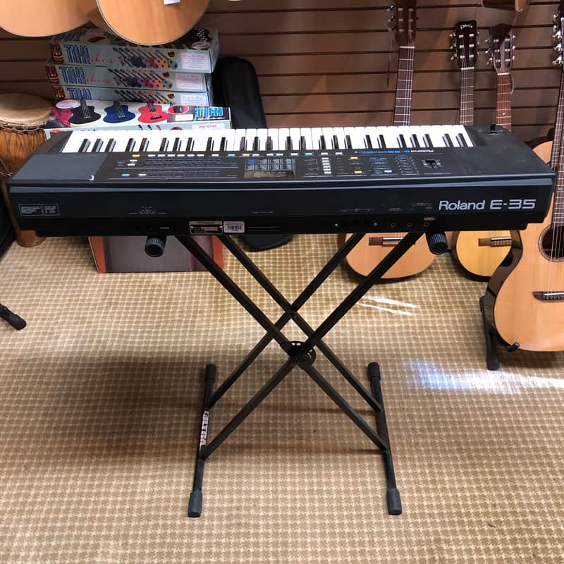 Roland E-35 Intelligent Synthesizer 61-Key Digital Keyboard 1992 