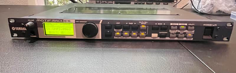 Yamaha Motif ES Rack Tone Generator 2000s - Gray image 1