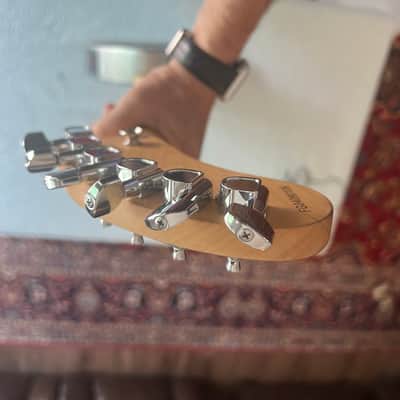 Fernande Nomad Deluxe Electric Guitars Silver/Gray image 17