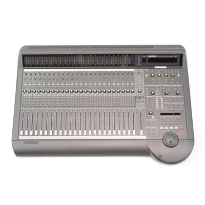 Mackie d8b 56-Input / 72-Channel Digital 8 Bus Mixer