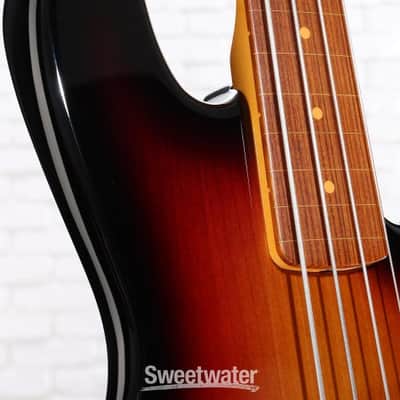 Fender Jaco Pastorius Fretless Jazz Bass - 3-color Sunburst (JBassJP3SBd1) image 3