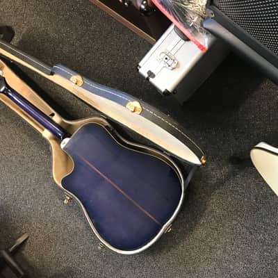 Alvarez artist 5081N acoustic electric guitar hand made in Korea 2001 in excellent condition with original alvarez branded hard case Included image 12