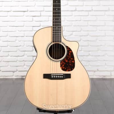 Larrivee OMV-40RE Legacy Series Acoustic-electric Guitar - Natural (OMV40REd1) image 6
