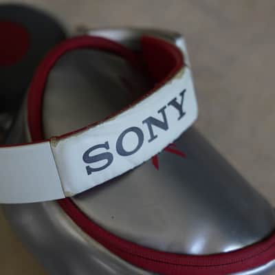 Sony MDRX10/RED Simon Cowell X Headphones with 50mm Diaphragms image 3