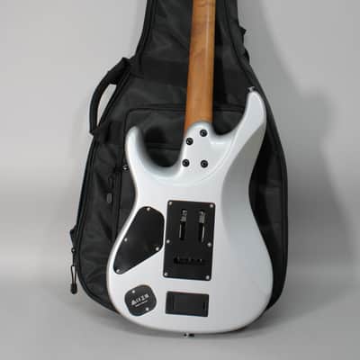 Ibanez TOD10-CSV Tim Henson Signature 2022 - Present Classic Silver image 3
