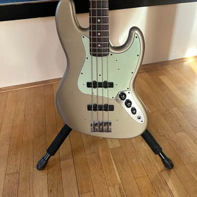 Fender Jazz Bass 64’ Custom Shop Limited Edition - Shoreline gold image 2