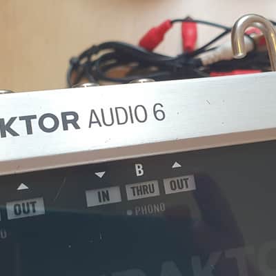 Native Instruments Traktor Scratch A6 Interface 2010s - Silver image 3