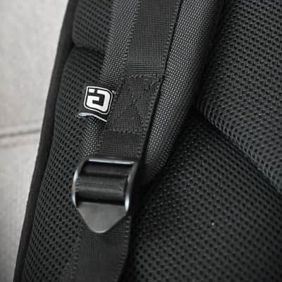iGiG G525 Bass Gig Bag – a legendary American premium bass gig bag image 12