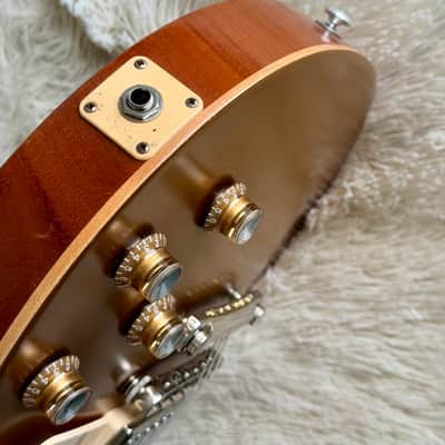 Gibson Les Paul Tribute Gold Top Electric Guitar image 16