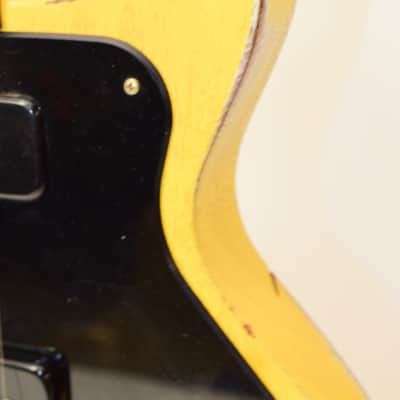 2006 Gibson Les Paul Faded Double Cutaway Electric Guitar, TV Yellow image 4